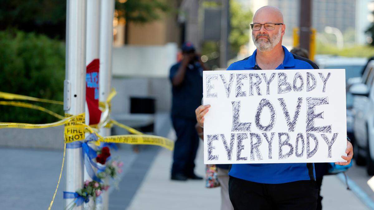 The town council of Trophy Club declared July 7 as Everybody Love Everybody Day. Town resident Chris Bailey started the movement when he held a sign near a makeshift memorial following the shooting death of five Dallas police officers in 2016.