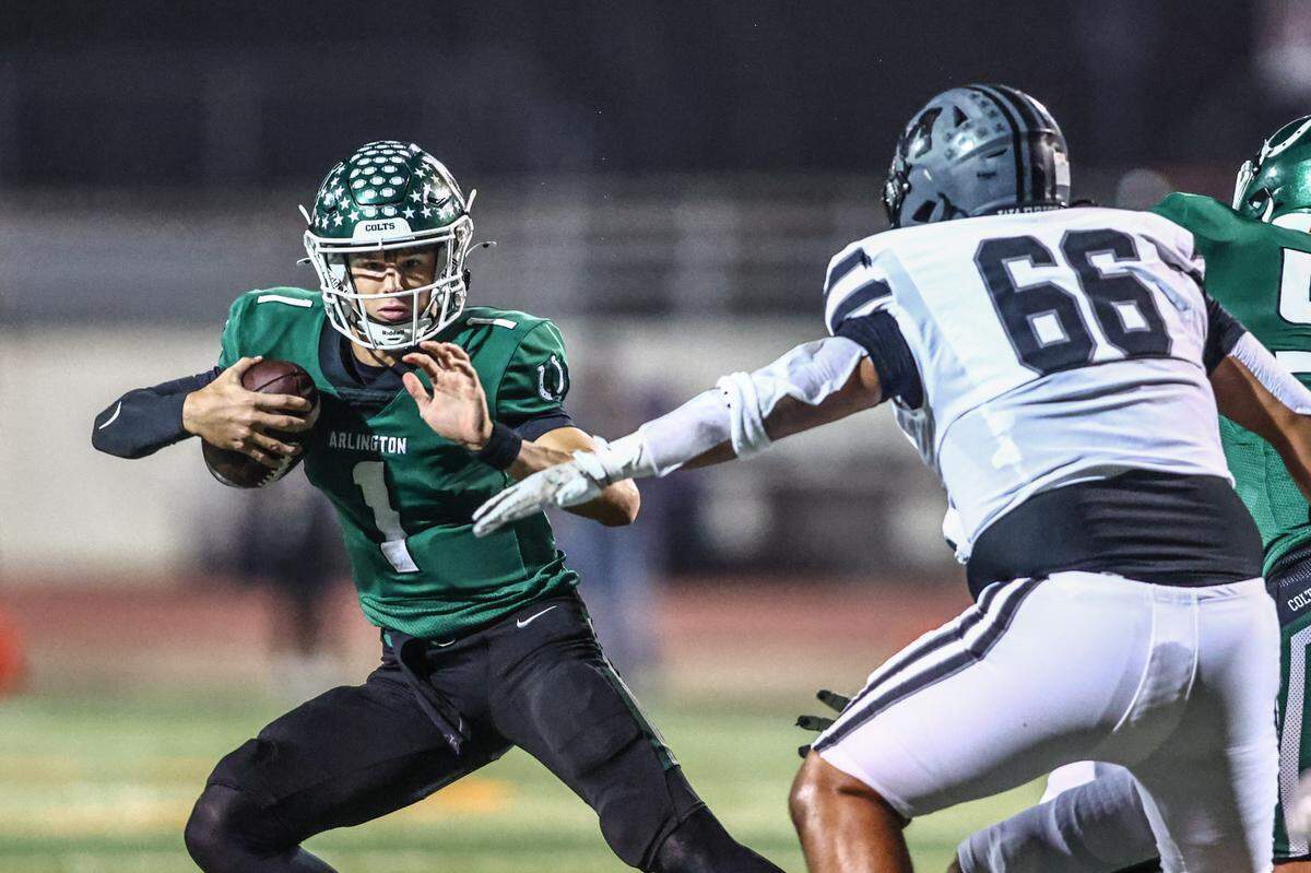 Arlington quarterback Coleman Cravens is the Star-Telegram’s No. 10 QB to watch.