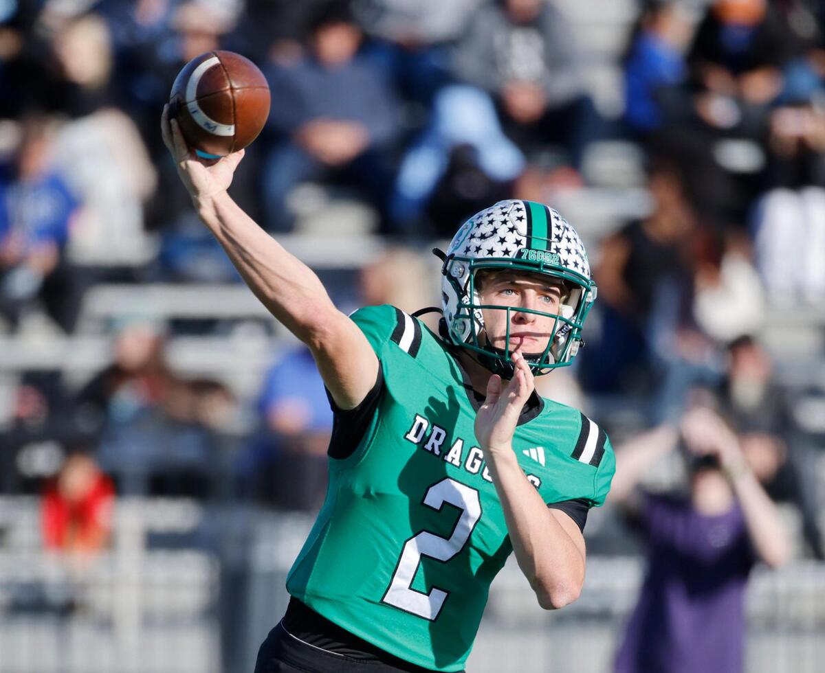 Southlake quarterback Angelo Renda (2) makes a side lines throw during the UIL District 6A D2 Regional Semi-Finals football game at Joy and Ralph Ellis Stadium in Irving, Texas, on Friday, Nov. 29, 2024.