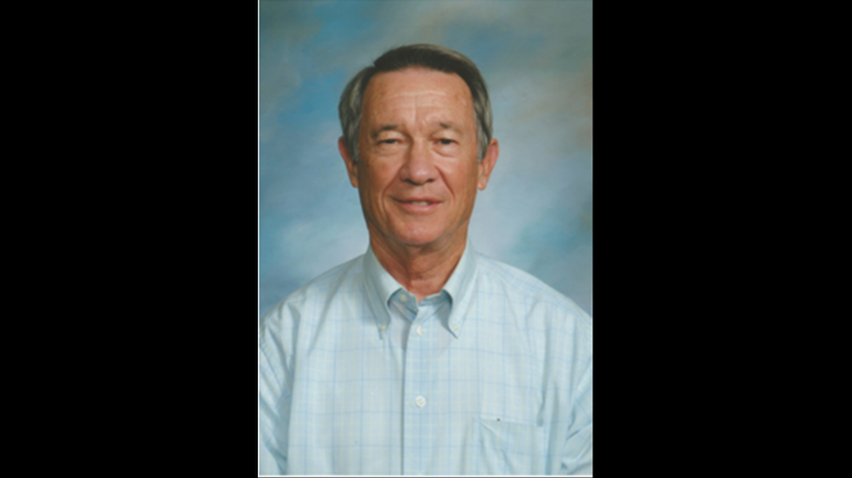 A Fort Worth man who died after he drove into a pond at River Crest Country Club has been identified as 86-year-old Atlee Cunningham Jr., who retired after decades of work for Lockheed Martin.