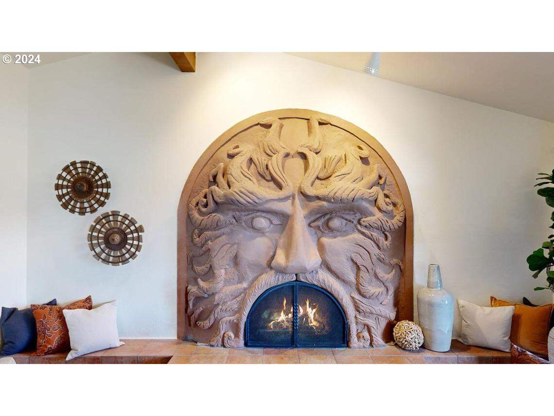 Bocca della Verità fireplace