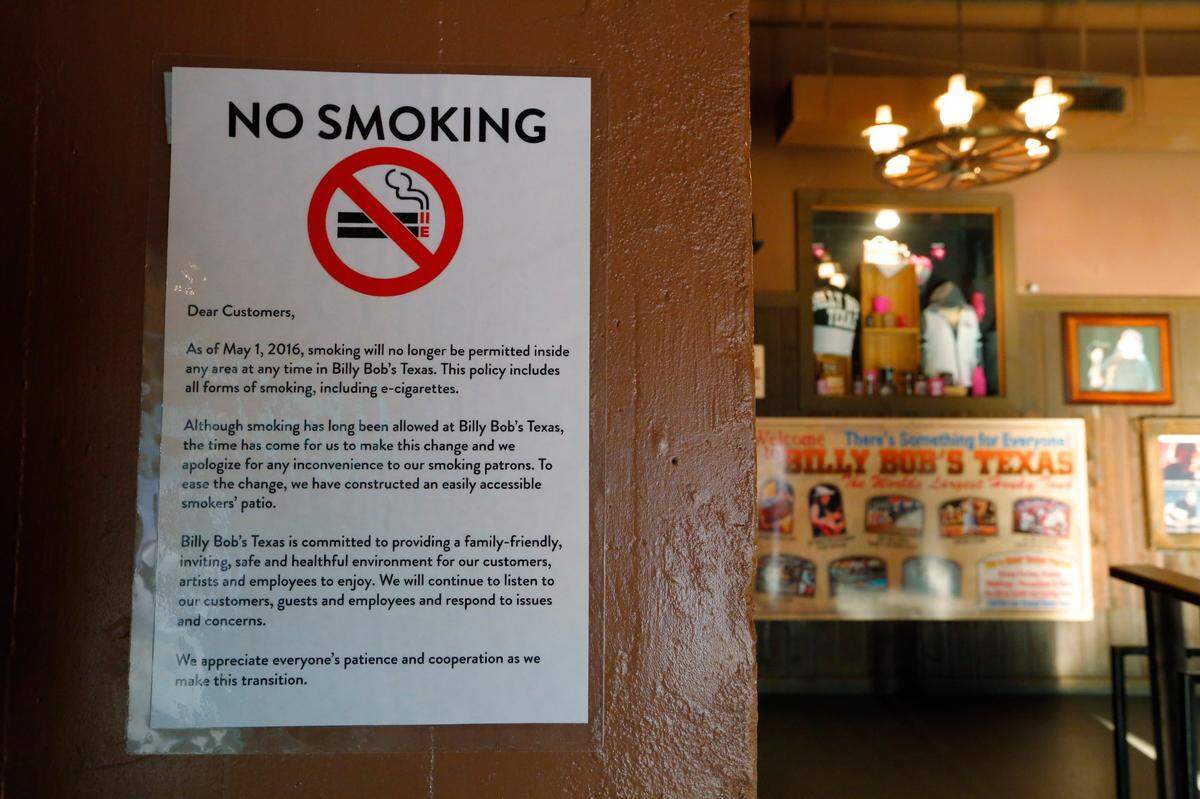 Billy Bob’s Texas has opened a new smoking patio and will prohibit smoking in May, Wednesday, April 27, 2016.