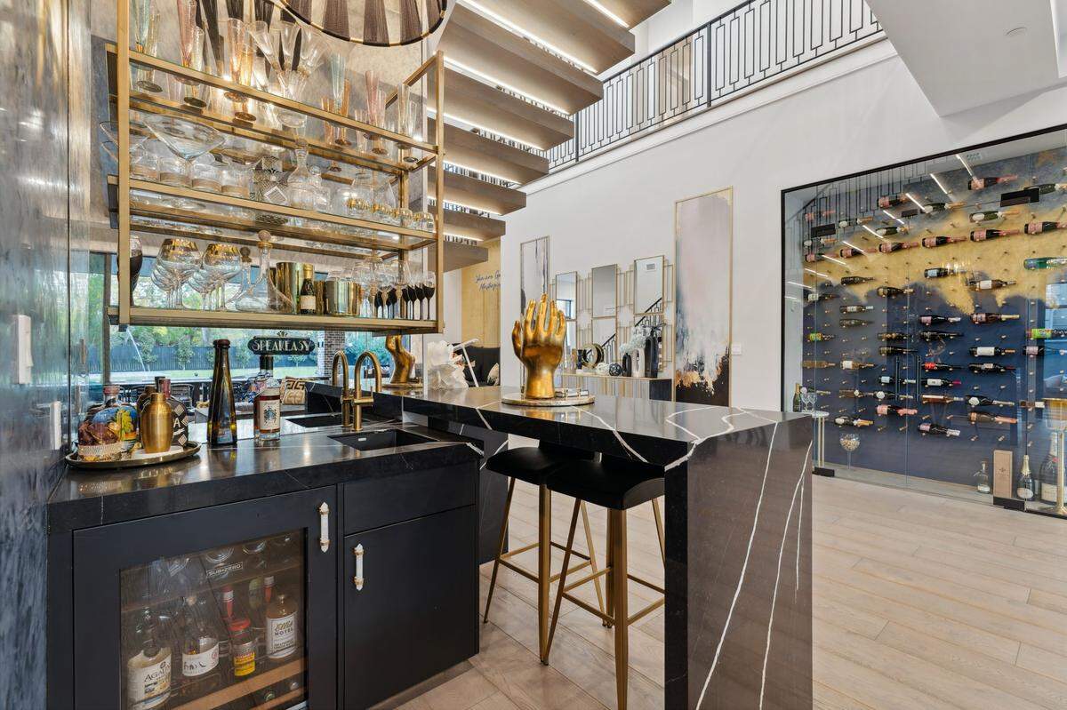 Bar area
