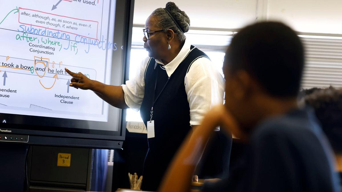 English teacher Jeannette Jones-Wilson teaches a sixth-grade class on Tuesday at Wedgwood Middle School. Wedgwood Middle is among campuses in Fort Worth ISD that’s added a new cohort of sixth-graders this school year after officials closed all of the district’s stand-alone sixth-grade campuses.