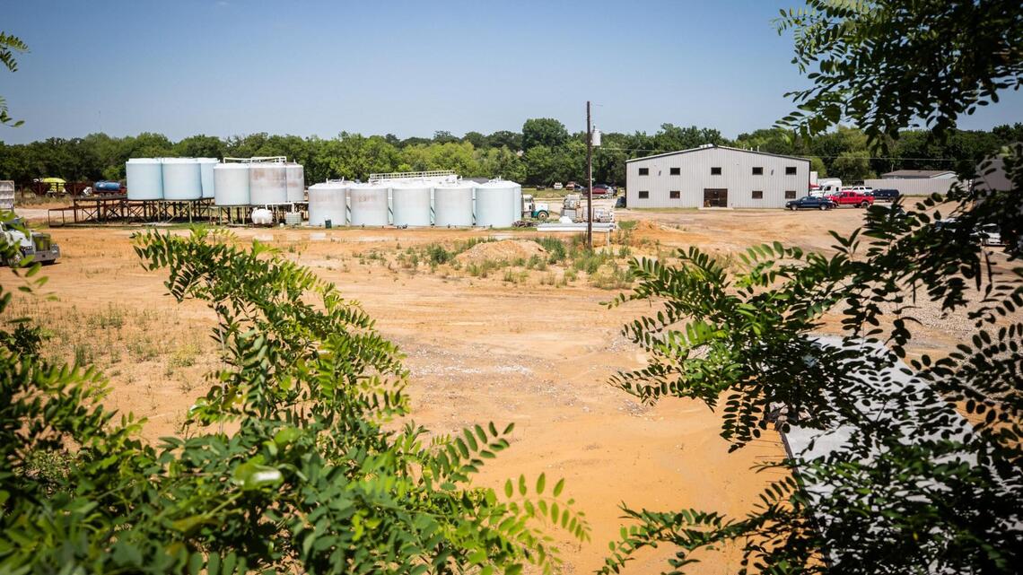 Will Texas commission grant permit for concrete batch plant in Mansfield? Not yet