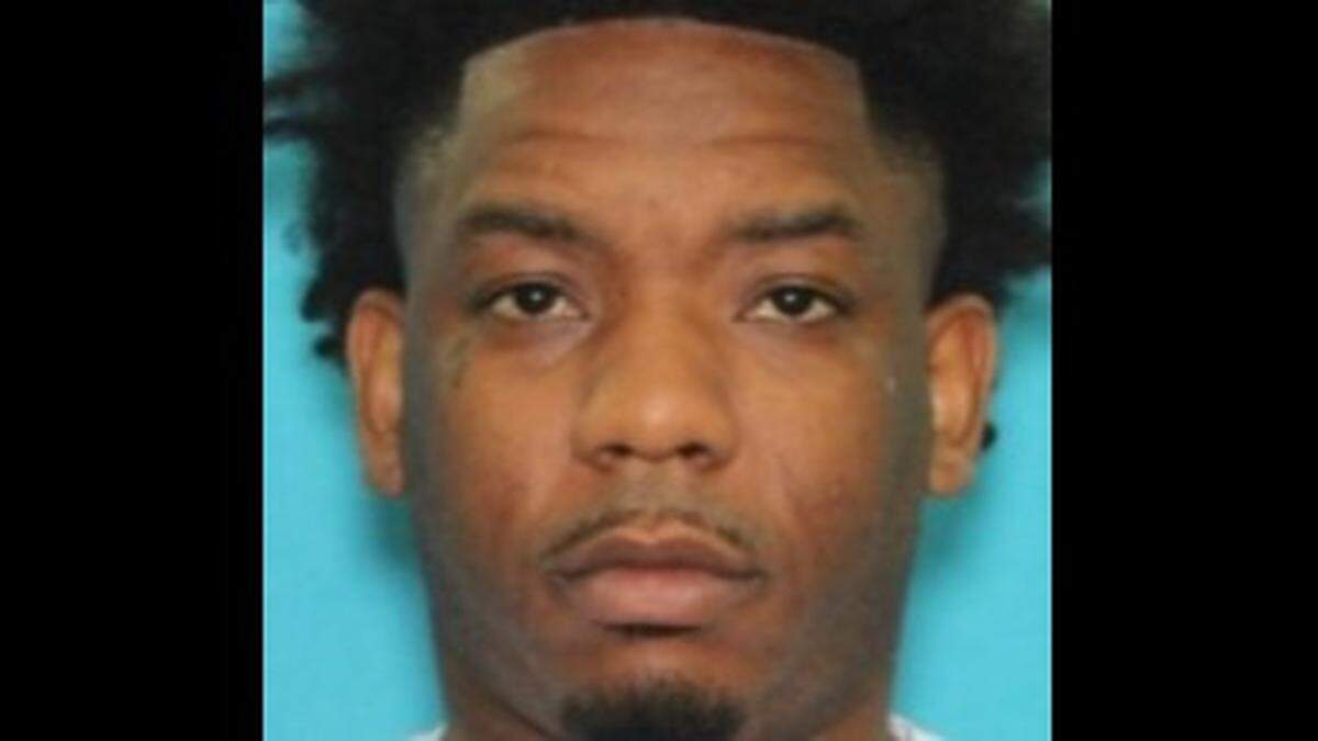 Lee Carter III is the suspect wanted in connection to the abduction of Ja’Myra Strawder, 14.