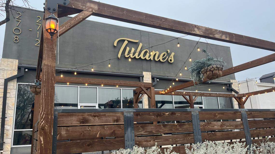 This NOLA-inspired Fort Worth bar is perfect for Super Bowl Sunday. Here’s what I got for $25