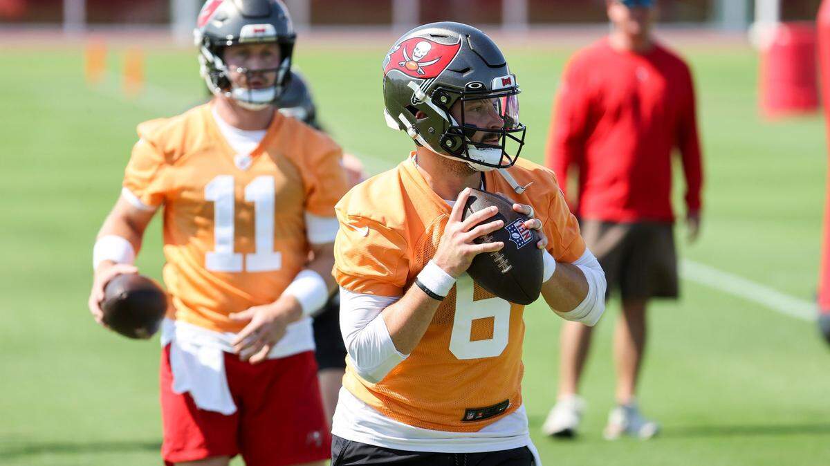 Former Oklahoma Sooners quarterback Baker Mayfield (6) is now with the Tampa Bay Bucs. He played for the Panthers and Rams last season.