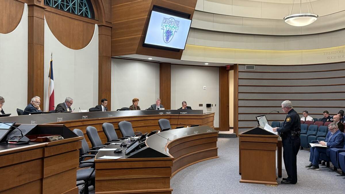 Grapevine Police Chief Mike Hamlin presented the City Council with grant applications in January 2026.