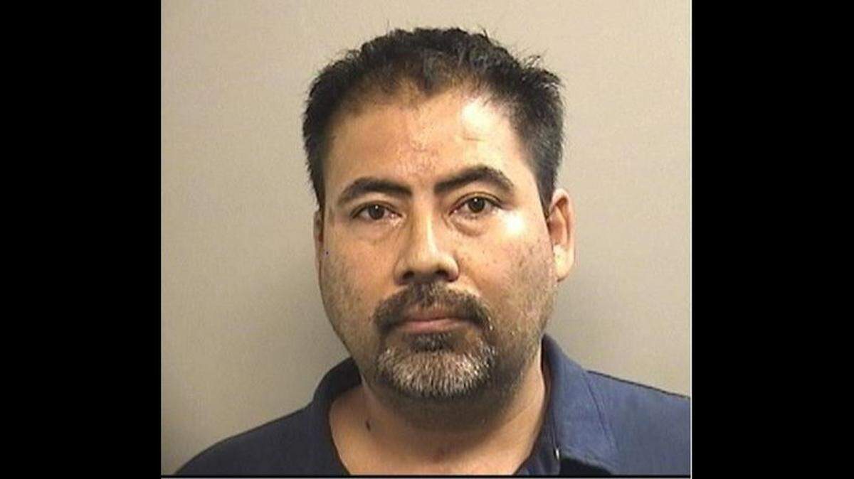 Arlington police released this 2021 booking photo of Jose Luis Moreno Castaneda. They want to speak to him about the death of his girlfriend, Evila Yanes.