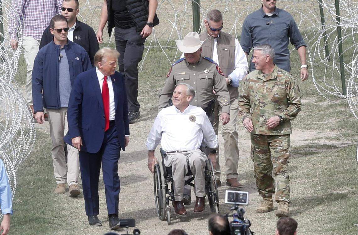 FEB 29, 2024; Eagle Pass, TX, USA; Former president Donald Trump arrives in Eagle Pass, Texas at Shelby Park on Feb. 29, 2024, where Texas Governor Greg Abbott greeted him.  Mandatory Credit: Omar Ornelas-USA TODAY NETWORK