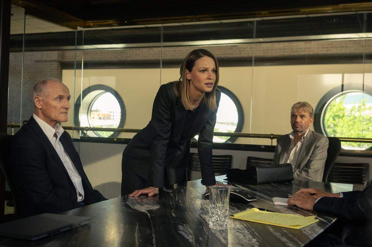 (L-R): Colm Feore as Nathan, Kayla Wallace as Rebecca Falcone, and Billy Bob Thornton as Tommy Norris in season 1, episode 4 of “Landman” streaming on Paramount+.