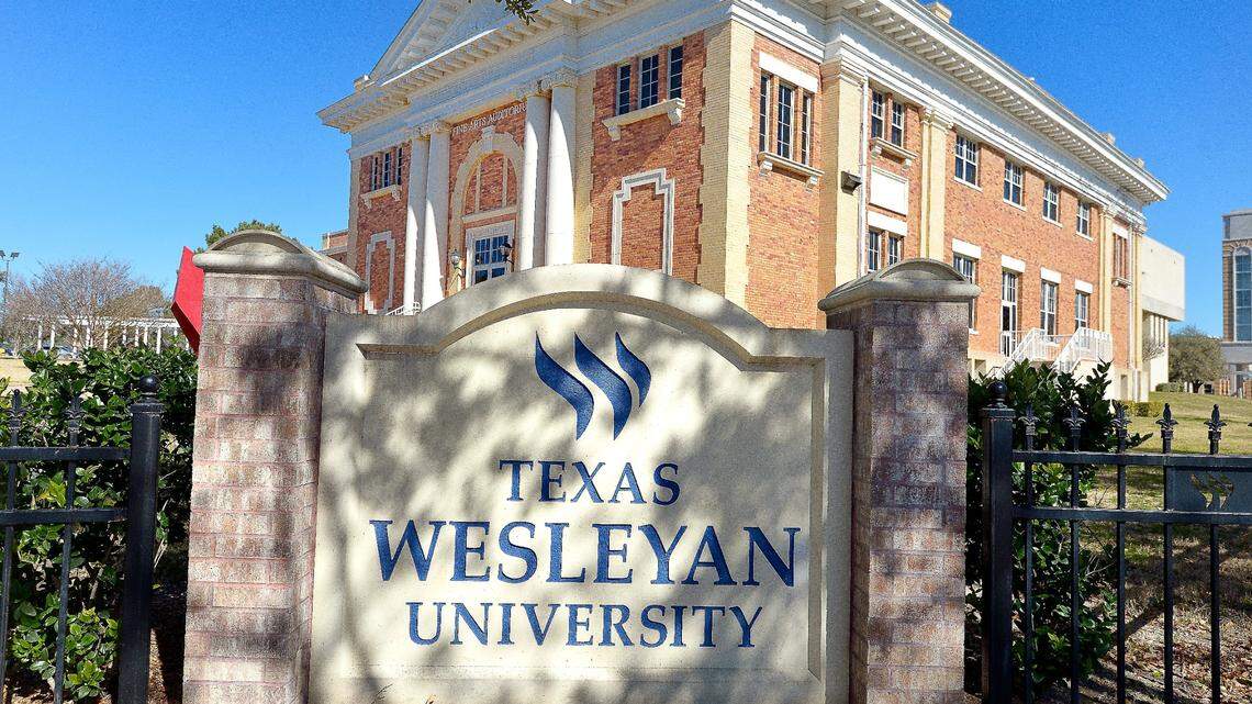An argument between a man and his ex-girlfriend’s new boyfriend escalated into violence in a Texas Wesleyan University dorm, Fort Worth police say.