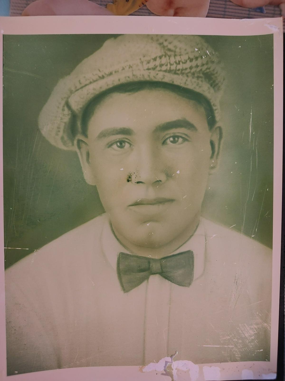 An early 1930s portrait of Jessie Maldonado, who was in his 20s.