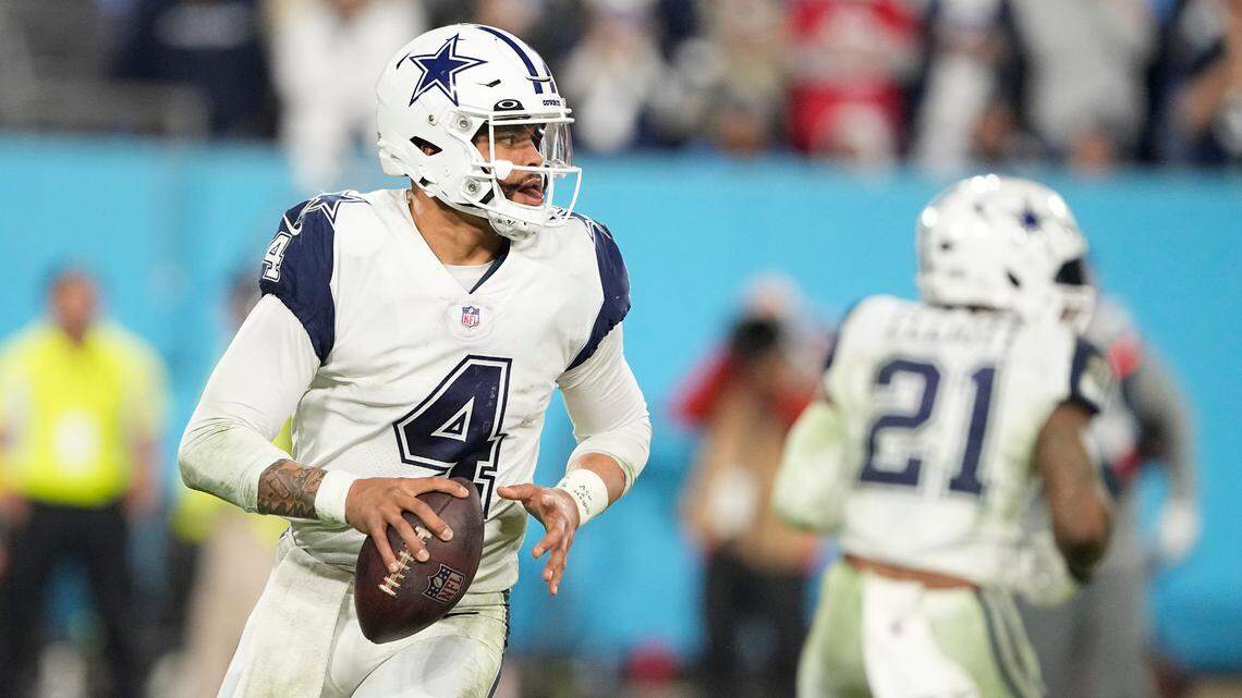 Quarterback Dak Prescott (4) and his teammates wore special white helmets with their white uniforms against the Titans on Thursday.