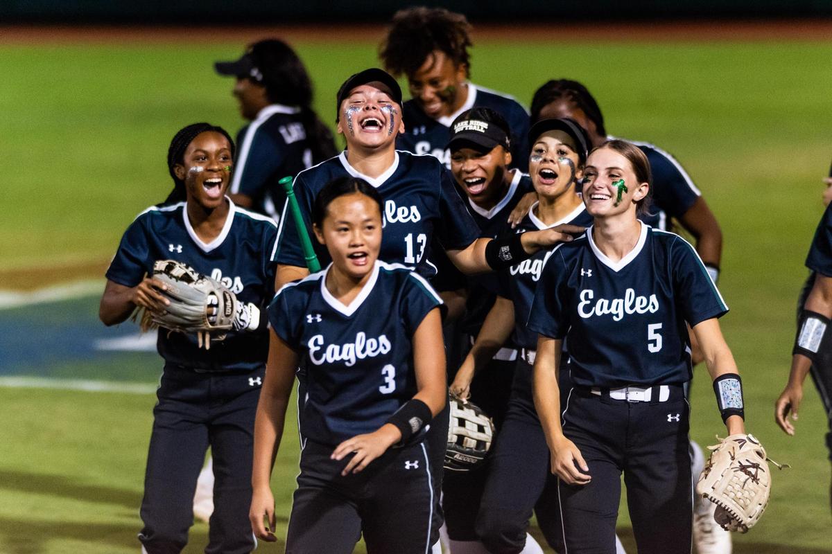 The Lake Ridge Eagles celebrate knocking off the defending state champ Deer Park and advancing to the 6A softball state final in Austin Texas, on June 3rd, 2021.