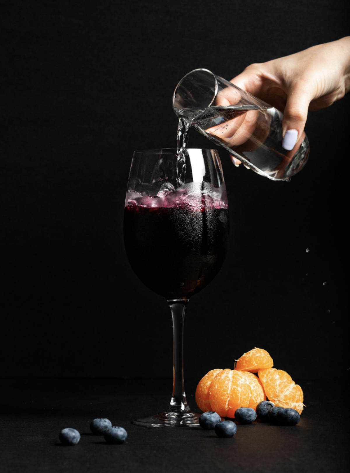 A blueberry bliss mocktail made by tea company, iLola.