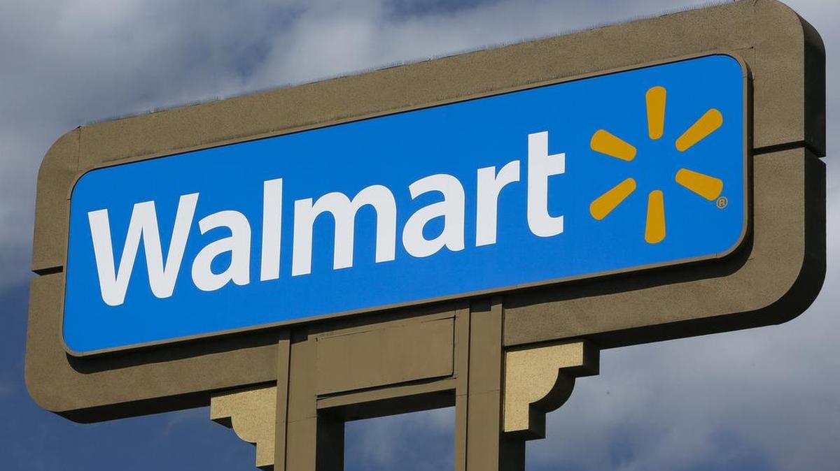 Wal-Mart Stores will offer virtually all of its Black Friday doorbuster deals online this year.