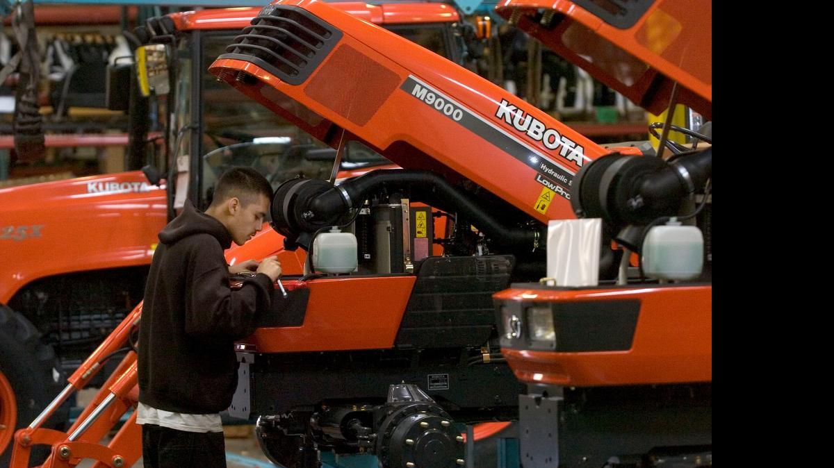 
Kubota Tractor Corp. and Kubota Credit Corp. will move their headquarter to Grapevine from Torrance, Calif. by 2017.
