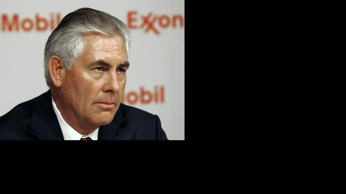 
Exxon Mobil Chairman and CEO Rex W. Tillerson told investors that the company foresees oil prices remaining in a range near $55 a barrel through 2017. 
