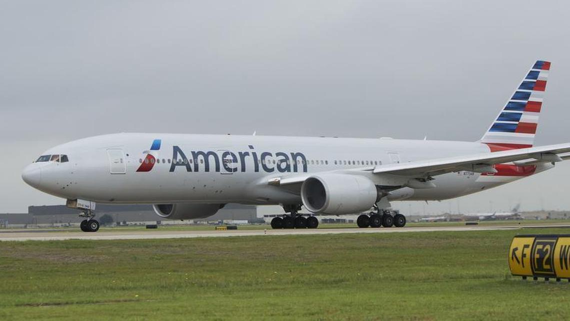 
American Airlines grounded flights coming into Chicago, DFW and Miami due to a computer problem. 
