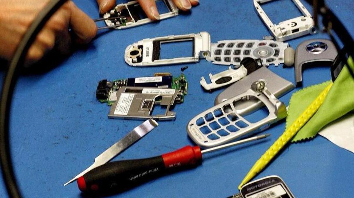 Ingram Micro Mobility provides an array of services including repair and refurbishment of wireless devices.