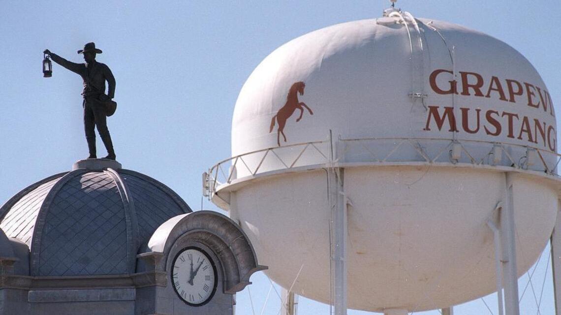 Two Grapevine city directors spent thousands in public money on shopping, travel: audit