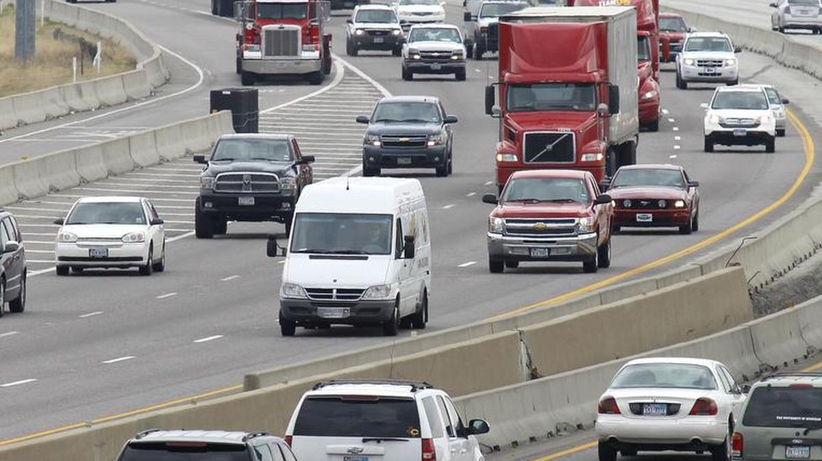 During the July 4th weekend motorist should expect to pay the lowest price for gas since 2005.
