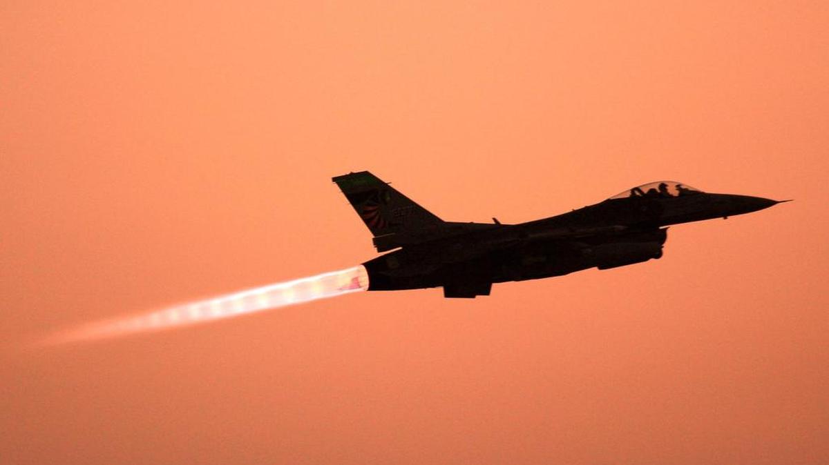 Lockheed Martin is seeking to build the F-16 in India, a deal that is getting a “fresh look” by the Trump administration.