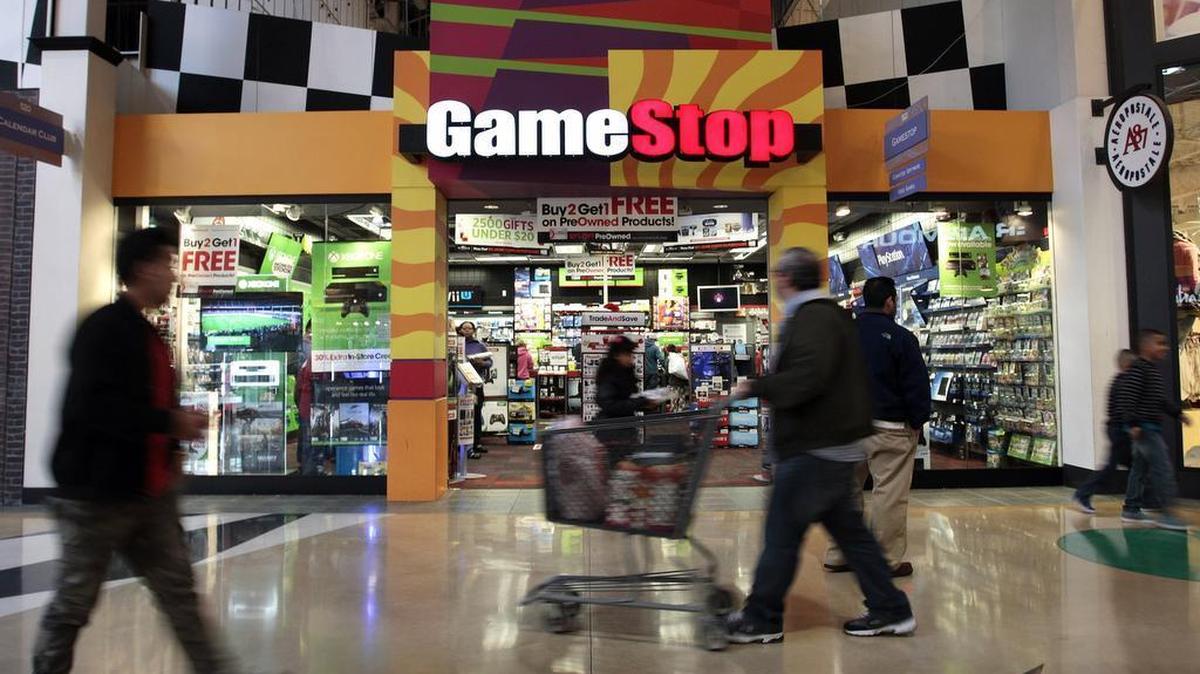 
Total sales rose 1.8 percent to $1.76 billion in the second quarter at GameStop though sales of video game hardware and software were off.
