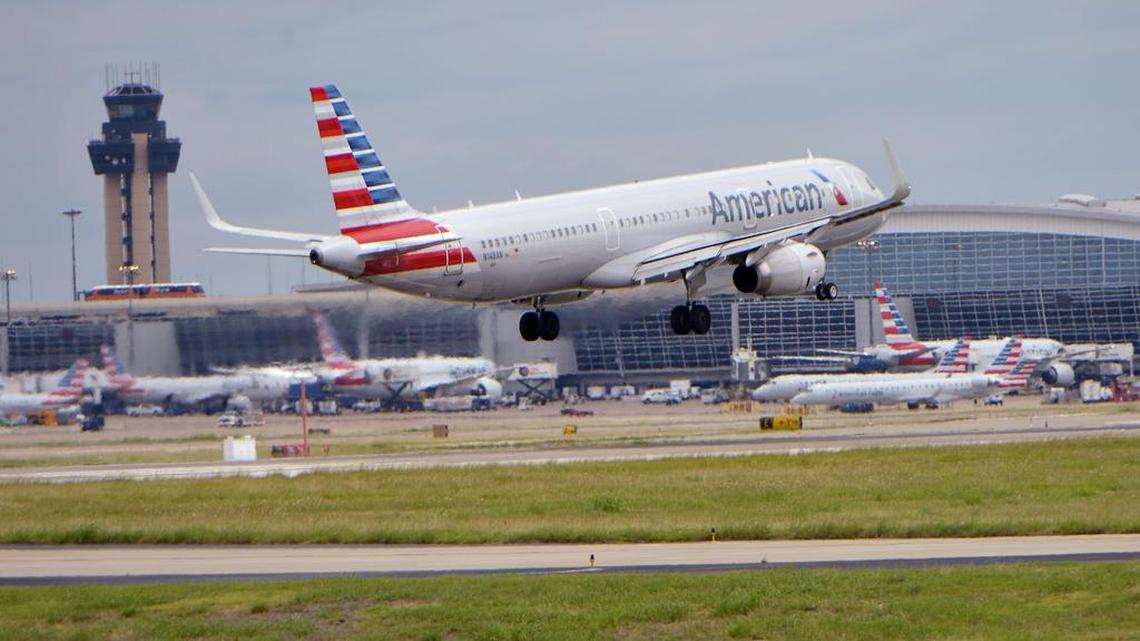 An activist who helped organize the Women's March on Washington accuses an American Airlines pilot of racial discrimination.