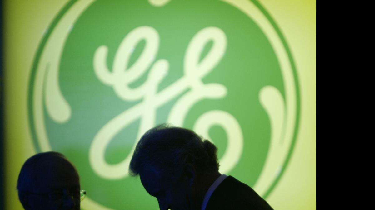 
General Electric CEO Jeff Immelt, shown here at the company’s shareholder meeting, received a letter from Gov. Greg Abbott urging the company to consider Texas is it relocates. 
