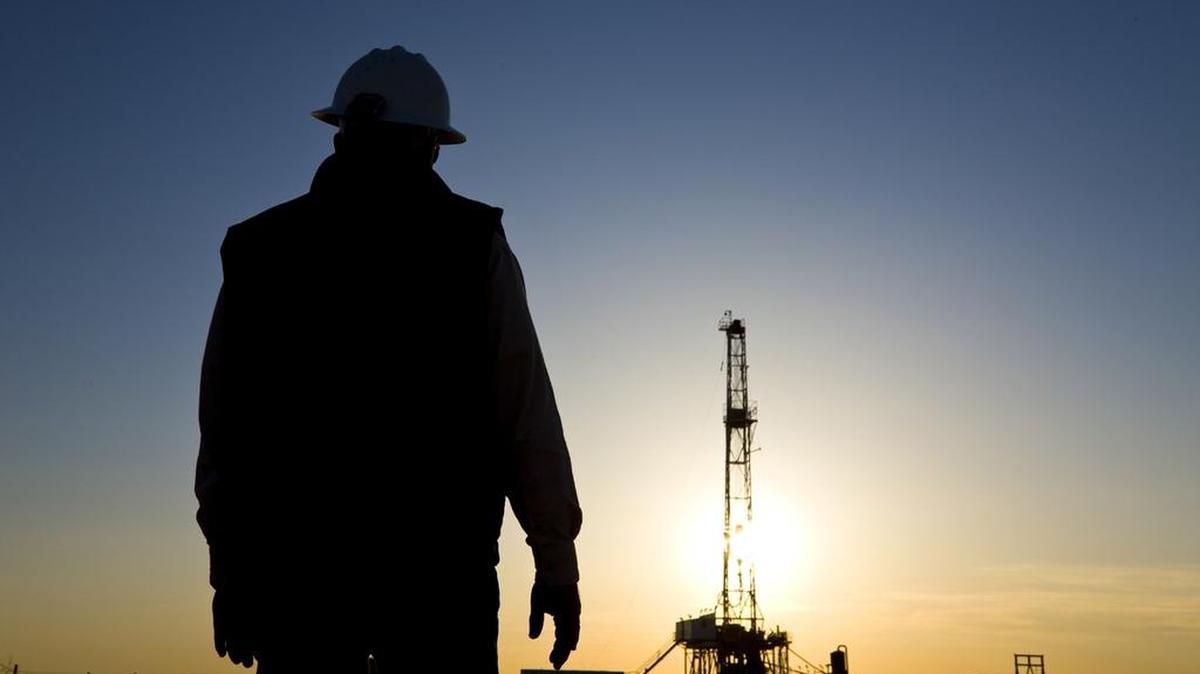 Proposed law would make it harder for minority owners to block oilfield production.