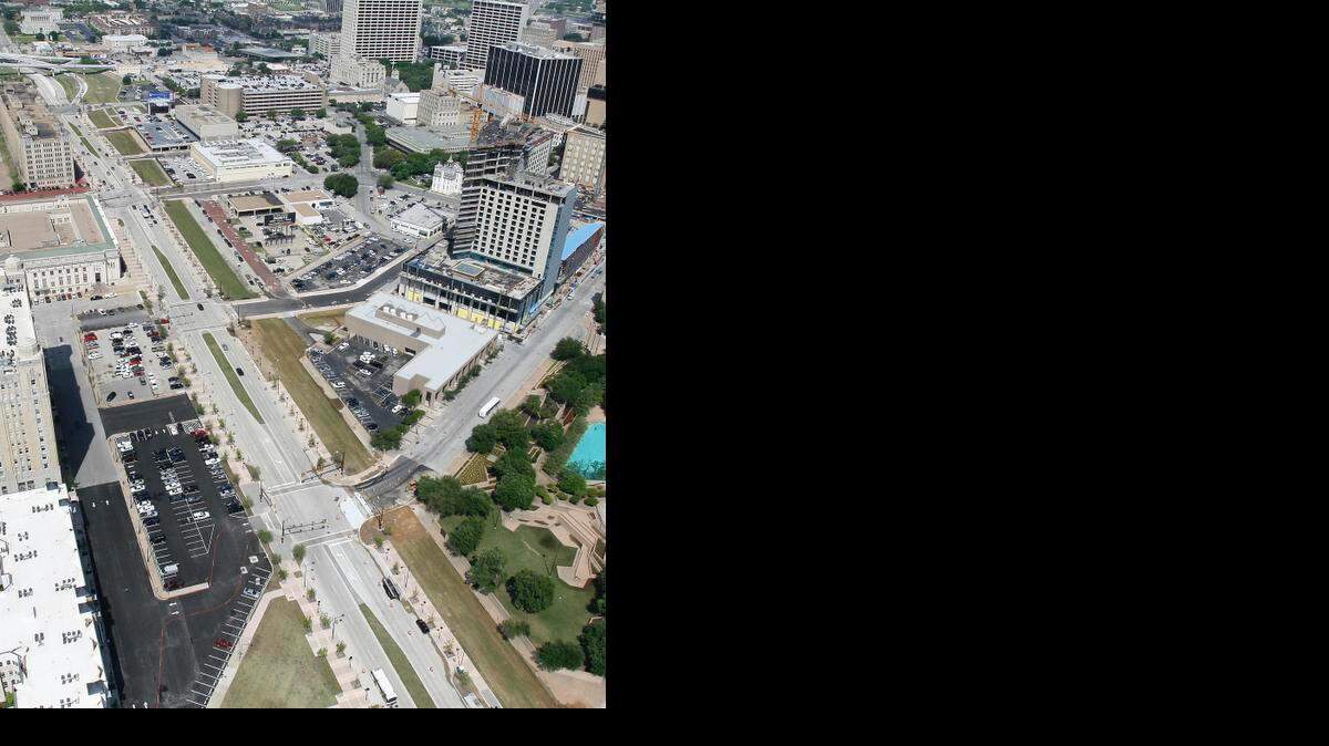 
Aerial westerly view of Lancaster Avenue showing city-owned lots to be developed.
