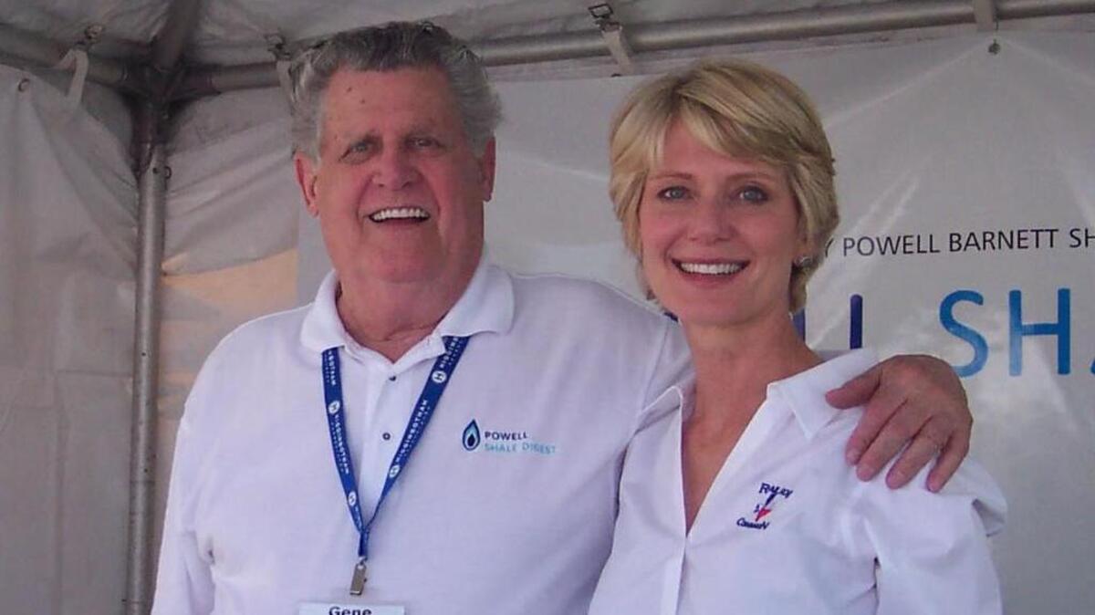 Gene Powell, publisher of the Powell Shale Digest, with then Texas Railroad Commissioner Elizabeth Ames Jones