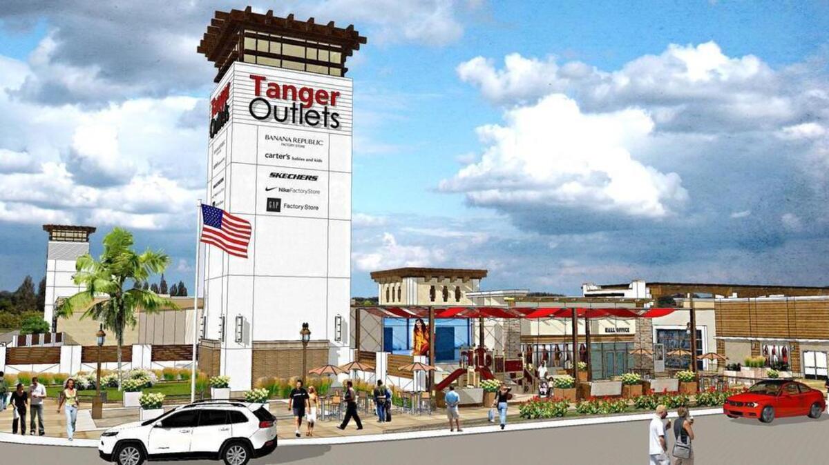 Tanger Factory Outlets is building a 350,000-square-foot shopping center in far north Fort Worth near the