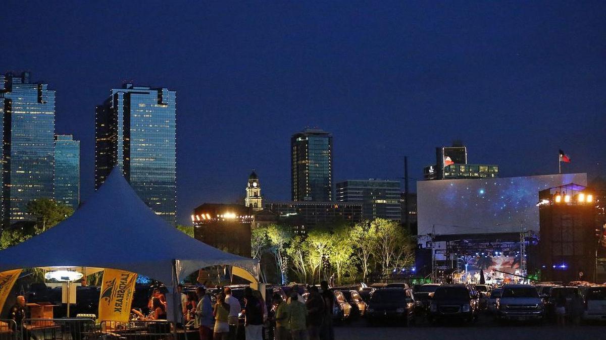 The city of Fort Worth joins organizations and cities across Texas this month and into June in an effort to help migrating birds safely reach warmer climates during the spring migration. 