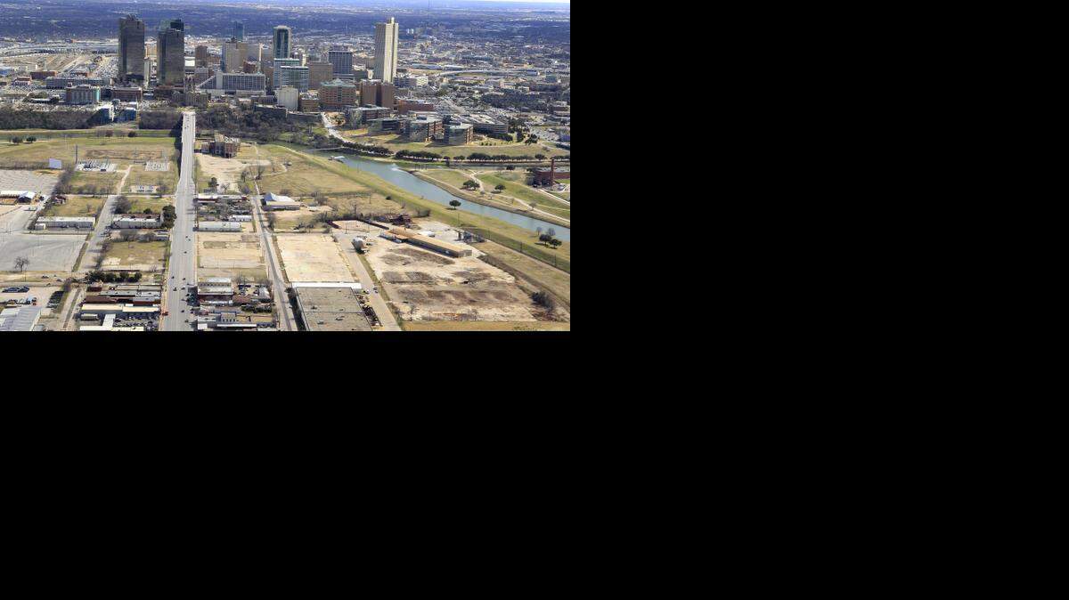 
Eight commercial real estate professionals will offer predictions for 2015 at the Real Estate Council of Greater Fort Worth’s annual forecast. 

