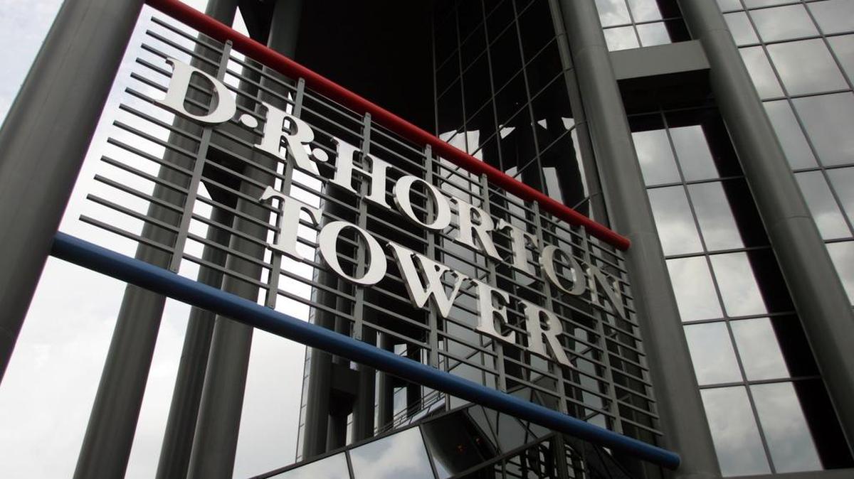 D.R. Horton expects to move its headquarters staff from downtown Fort Worth to a new complex in Arlington in late May.