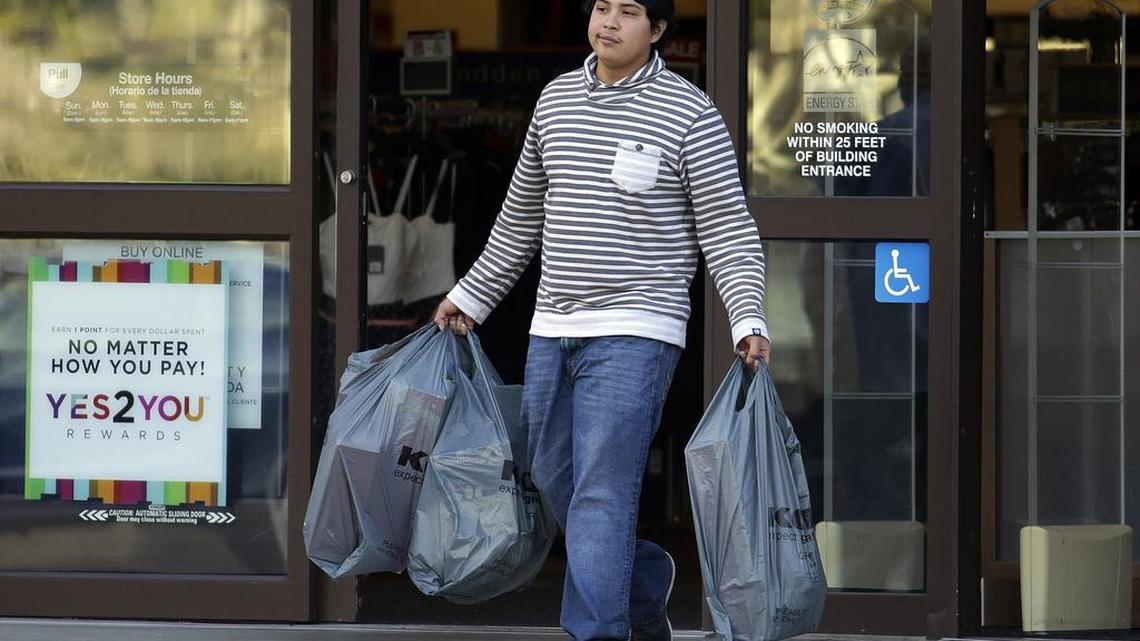 U.S. retail sales rose 7.9 percent between Black Friday and Christmas Eve, according to MasterCard Advisors.