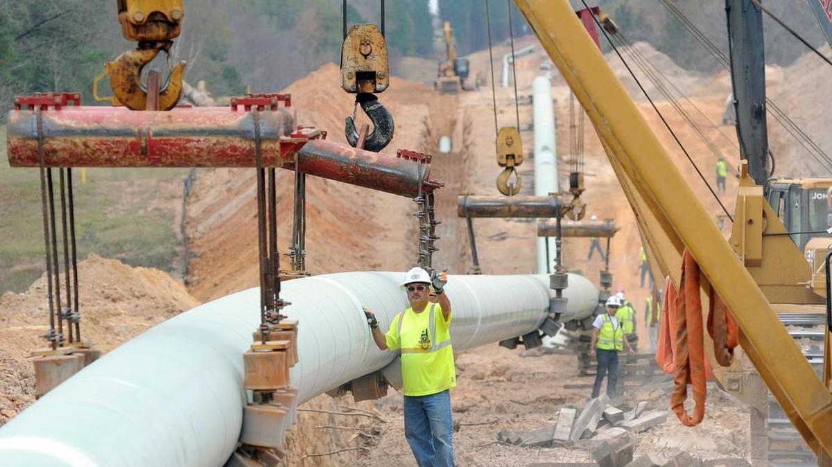 Texas Railroad Commission Chairman David Porter said the 425,000 miles of pipeline in Texas could be a target of terrorist attacks.