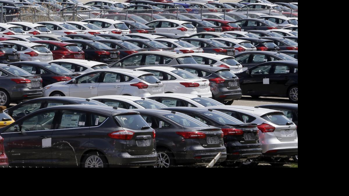 
Santander Consumer is a leading provider of high-interest auto loans to borrowers with troubled credit histories. 
