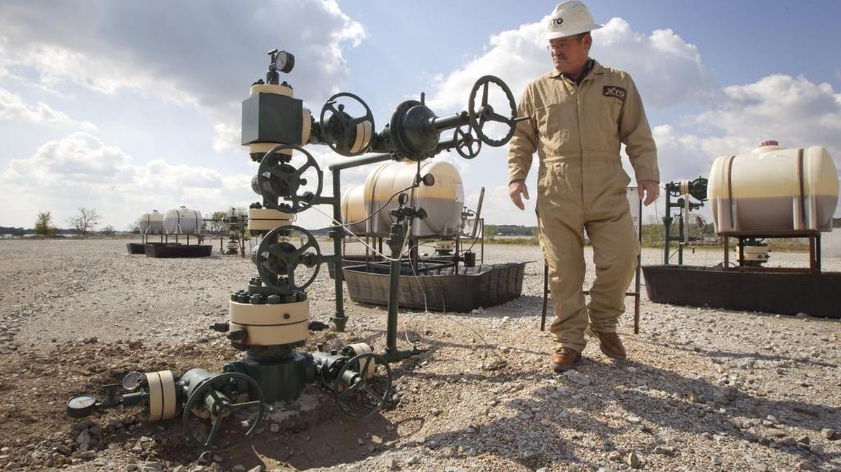 
A series of studies centered on North Texas have found that the gas-rich Barnett Shale was leaking 50 percent more gas than previously thought.
