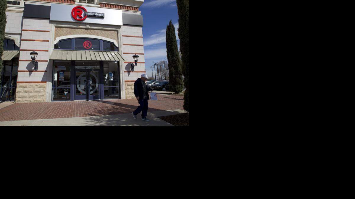 
RadioShack has hired FTI Consulting as it moved forward with a new round of cost-cutting to try and stay out of bankruptcy. 
