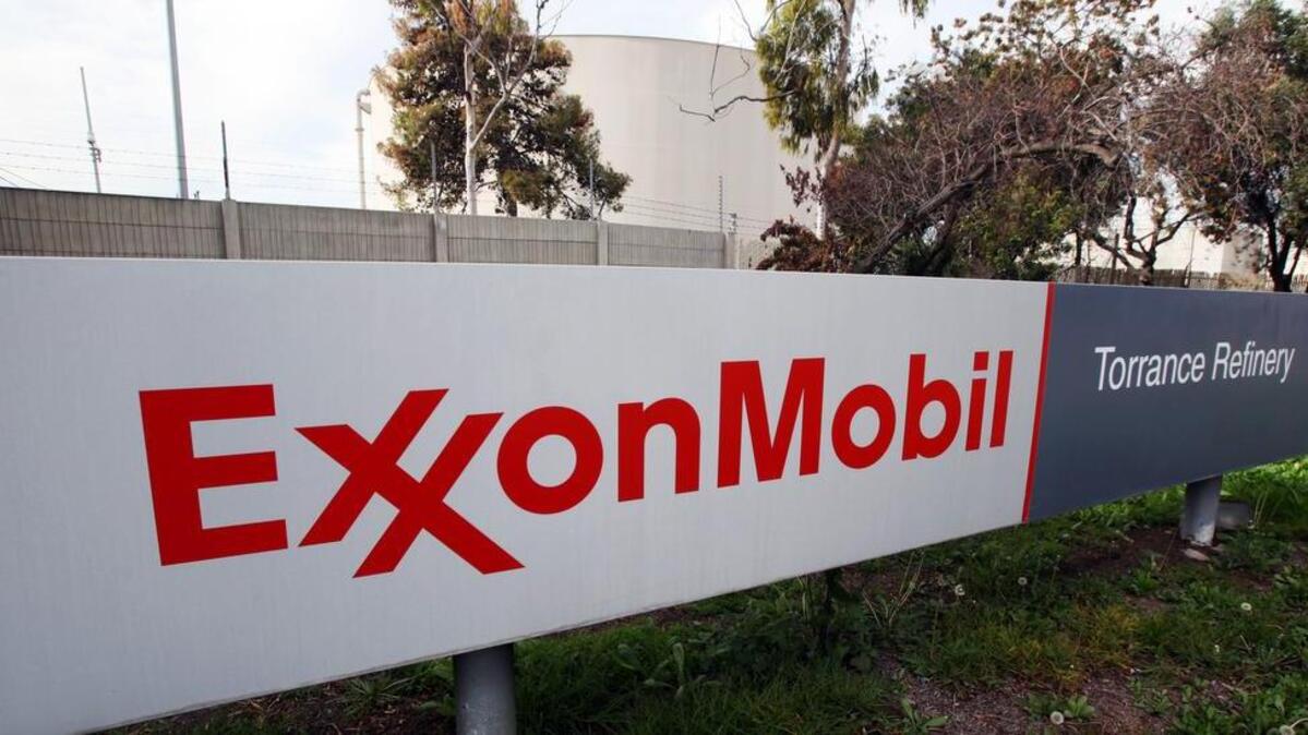 Exxon Mobil reported its lowest first quarter profit since March of 1999 thanks to low oil and gas prices.
