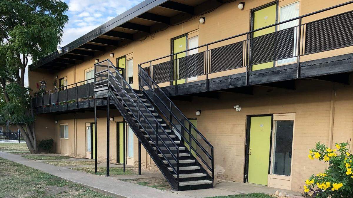 The Dakota Place apartment complex in Hurst has over 700 code violations, according to city officials.