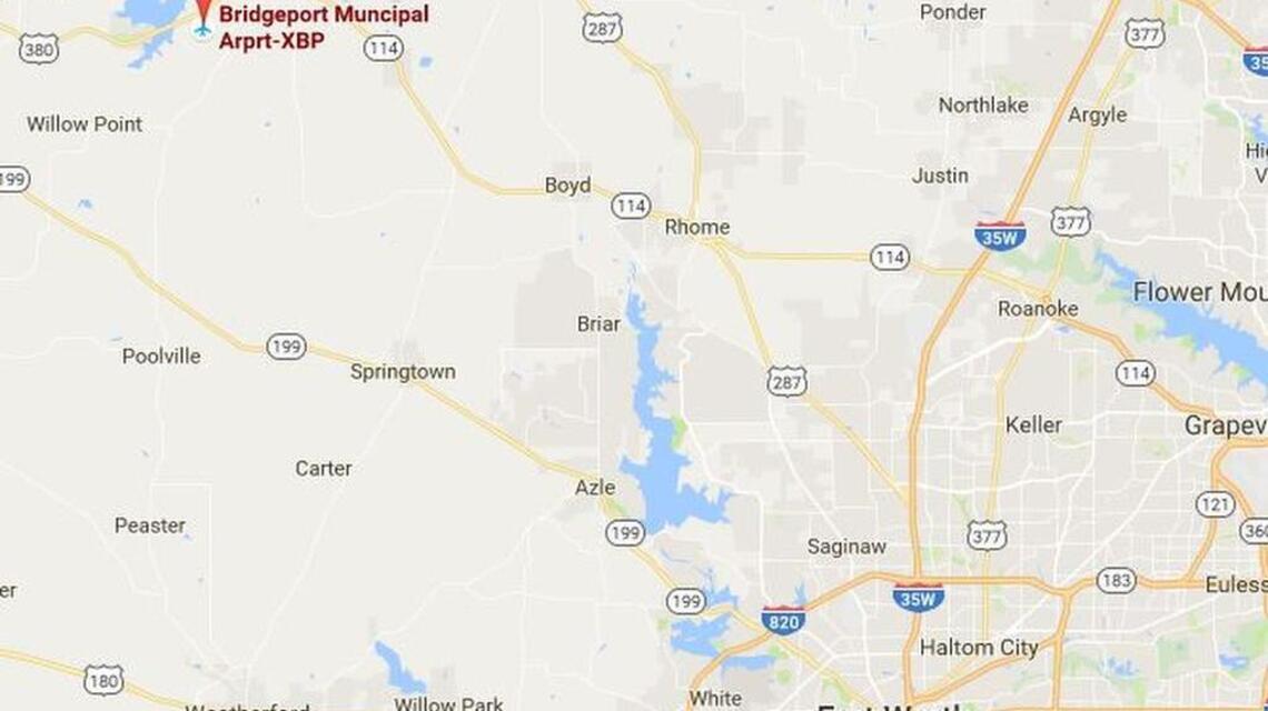 Single-engine plane clips trees, crashes on landing at Wise County municipal airport