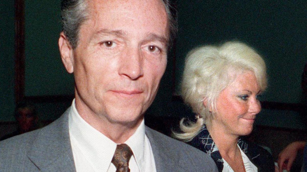 A judgment seeking at least $1.8 million stemming from the murders at his mansion 40 years ago was revived by a Tarrant County judge Friday. This is a photo of Cullen Davis with his ex-wife Priscilla in the background at trial, June 18, 1987.
