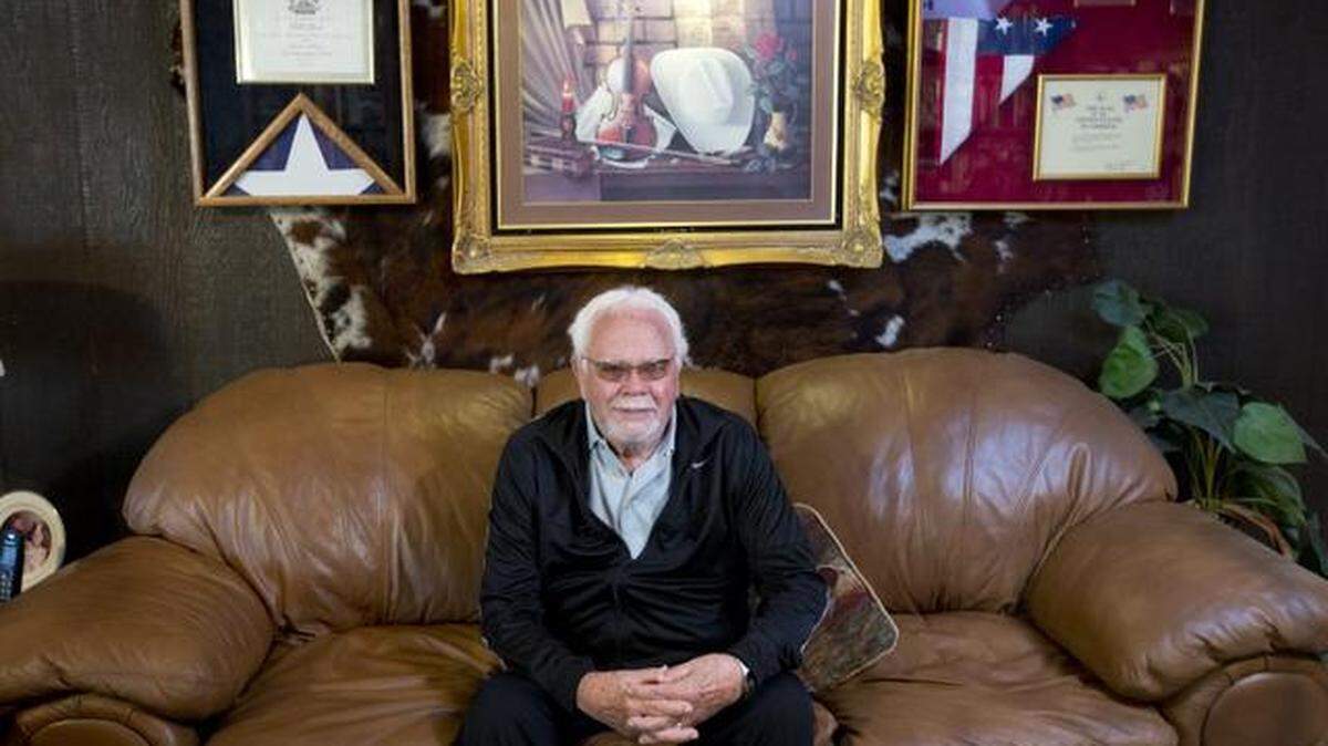 
Country radio legend Bill Mack reflects on Fort Worth’s music history
