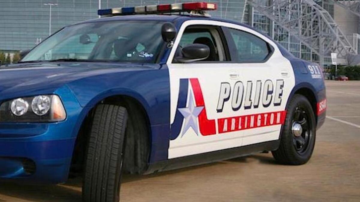 
Arlington police are seeking the public’s help in identifying a man who abducted and sexually assaulted a woman in July 2014 and fled after the victim apparently shot him with his own gun.
